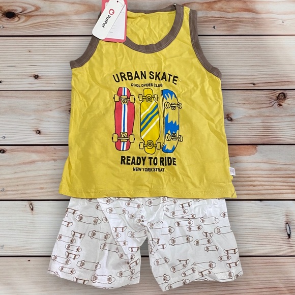 Boys 2 piece set - Picture 1 of 1